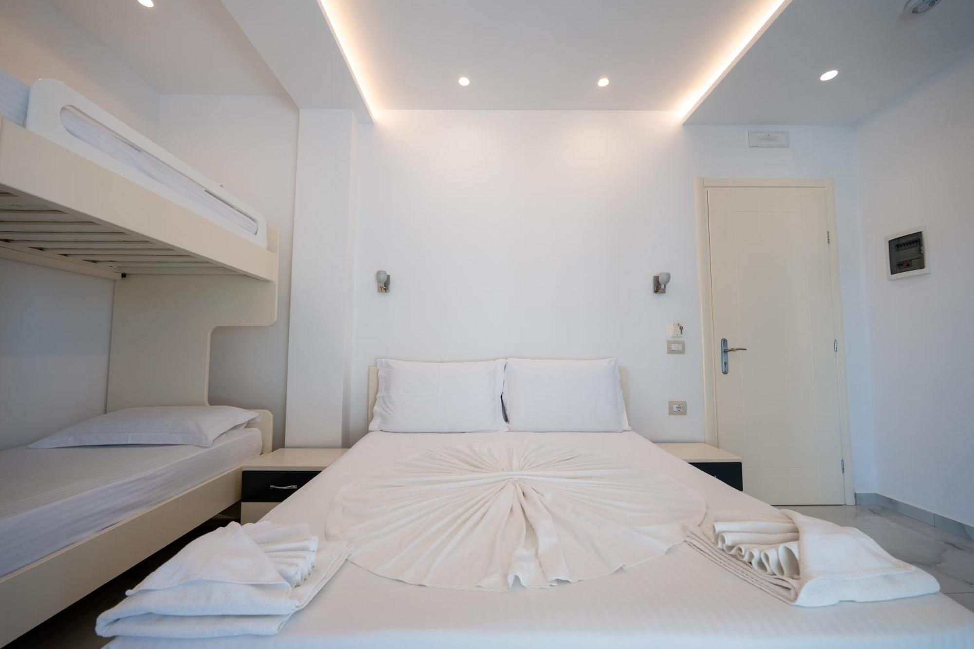 Apartments Mario Ksamil Bagian luar foto