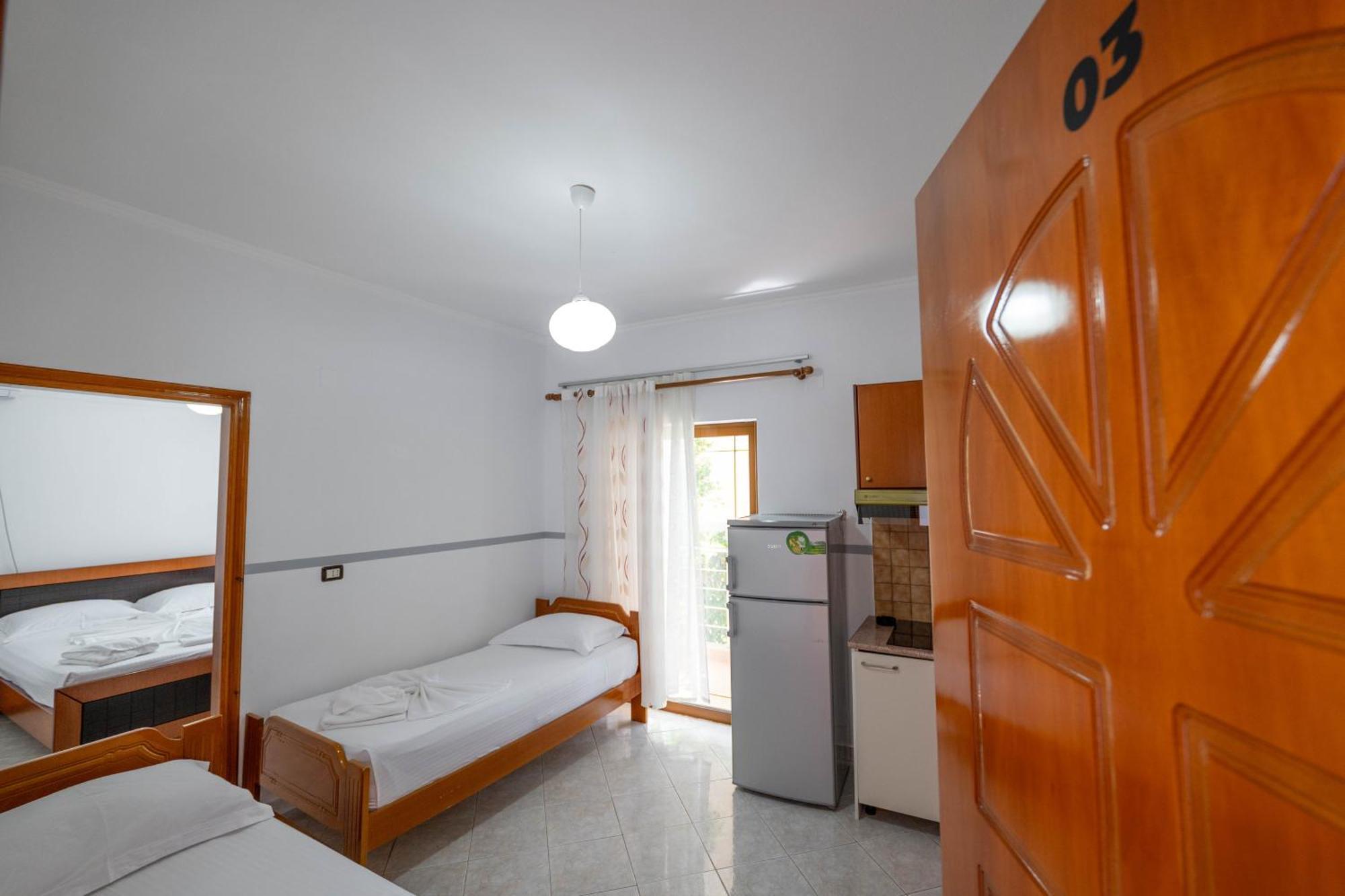 Apartments Mario Ksamil Bagian luar foto